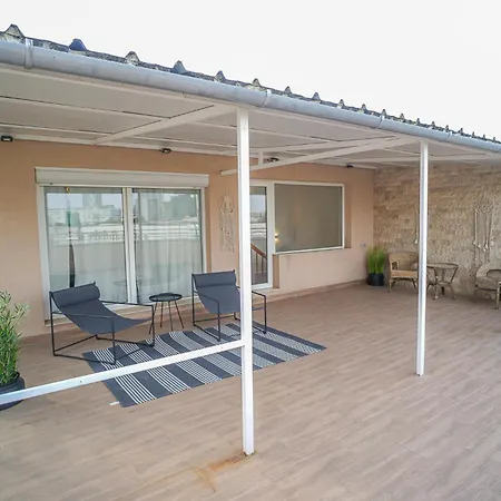 Penthouse With Huge Rooftop Terrace & City View Bucharest Exterior photo