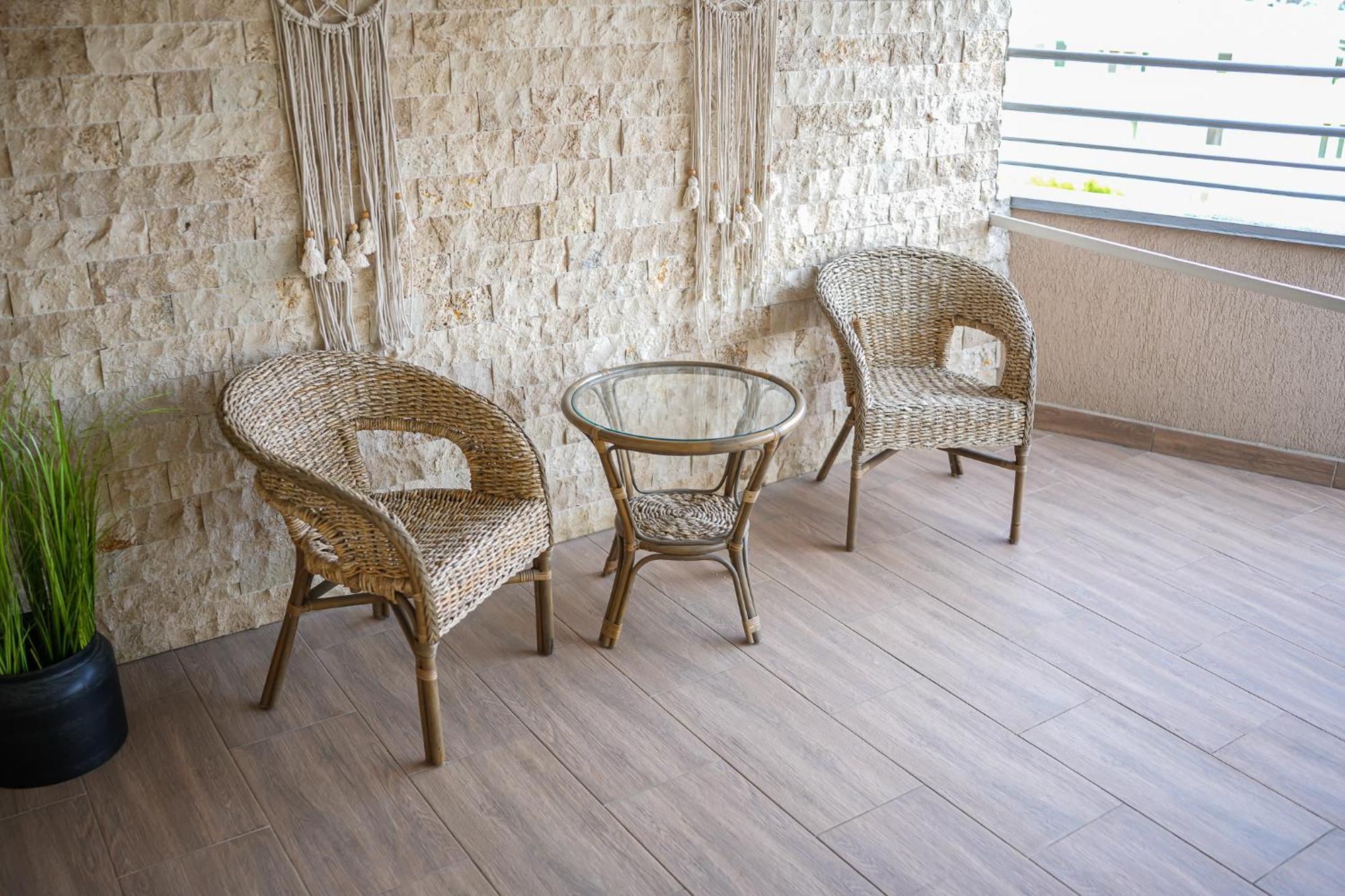 Penthouse With Huge Rooftop Terrace & View * Bucarest