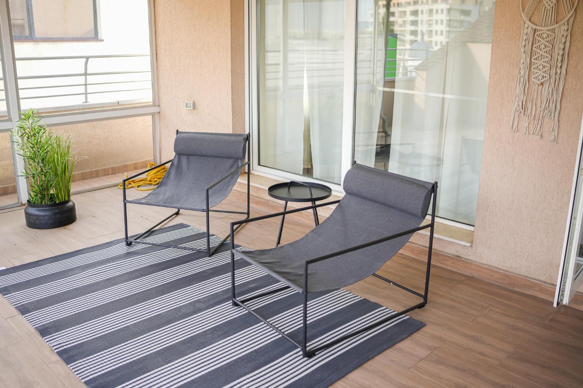 Appartement Penthouse With Huge Rooftop Terrace & View Bucarest