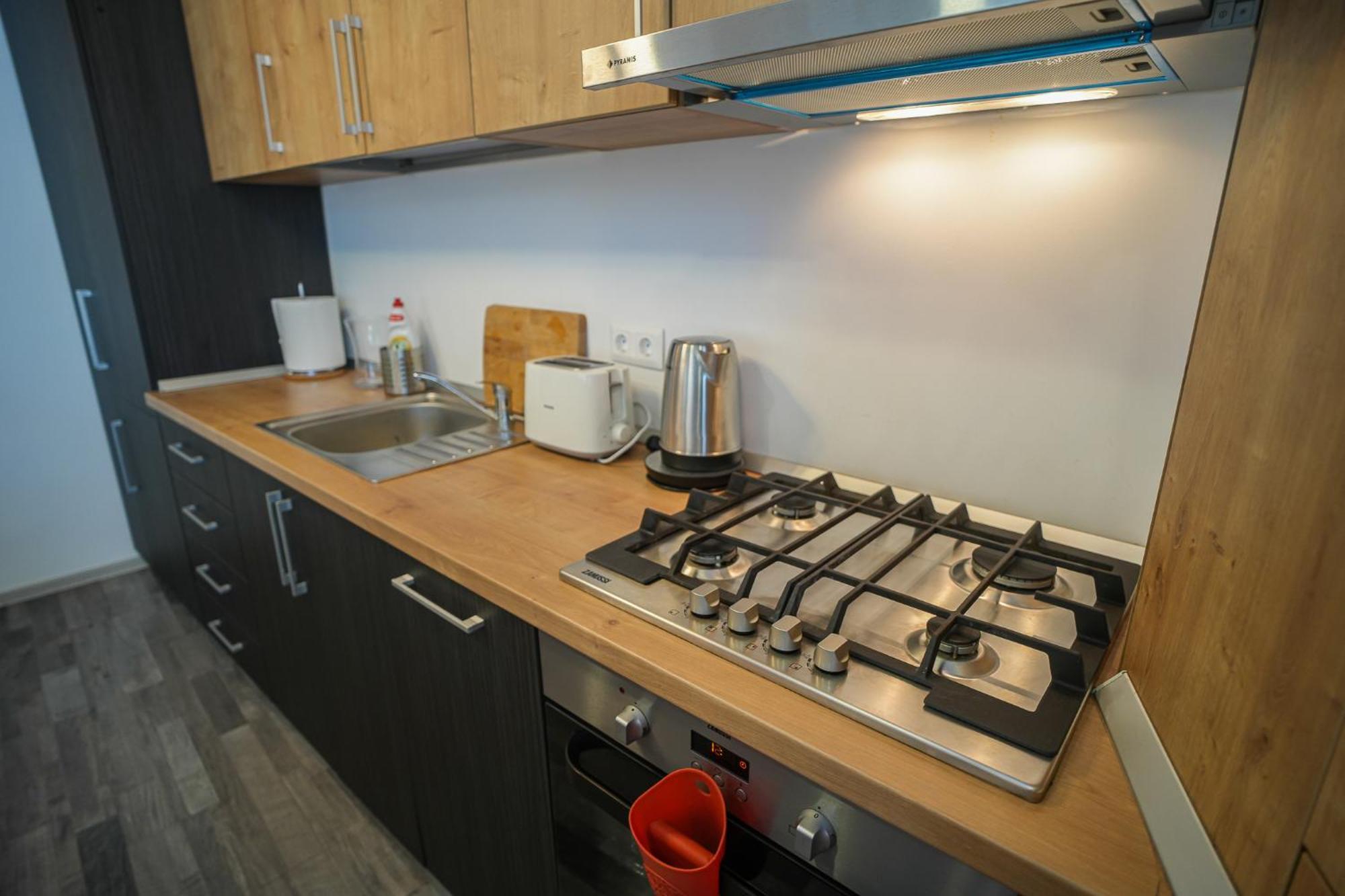 Appartement Penthouse With Huge Rooftop Terrace & View *