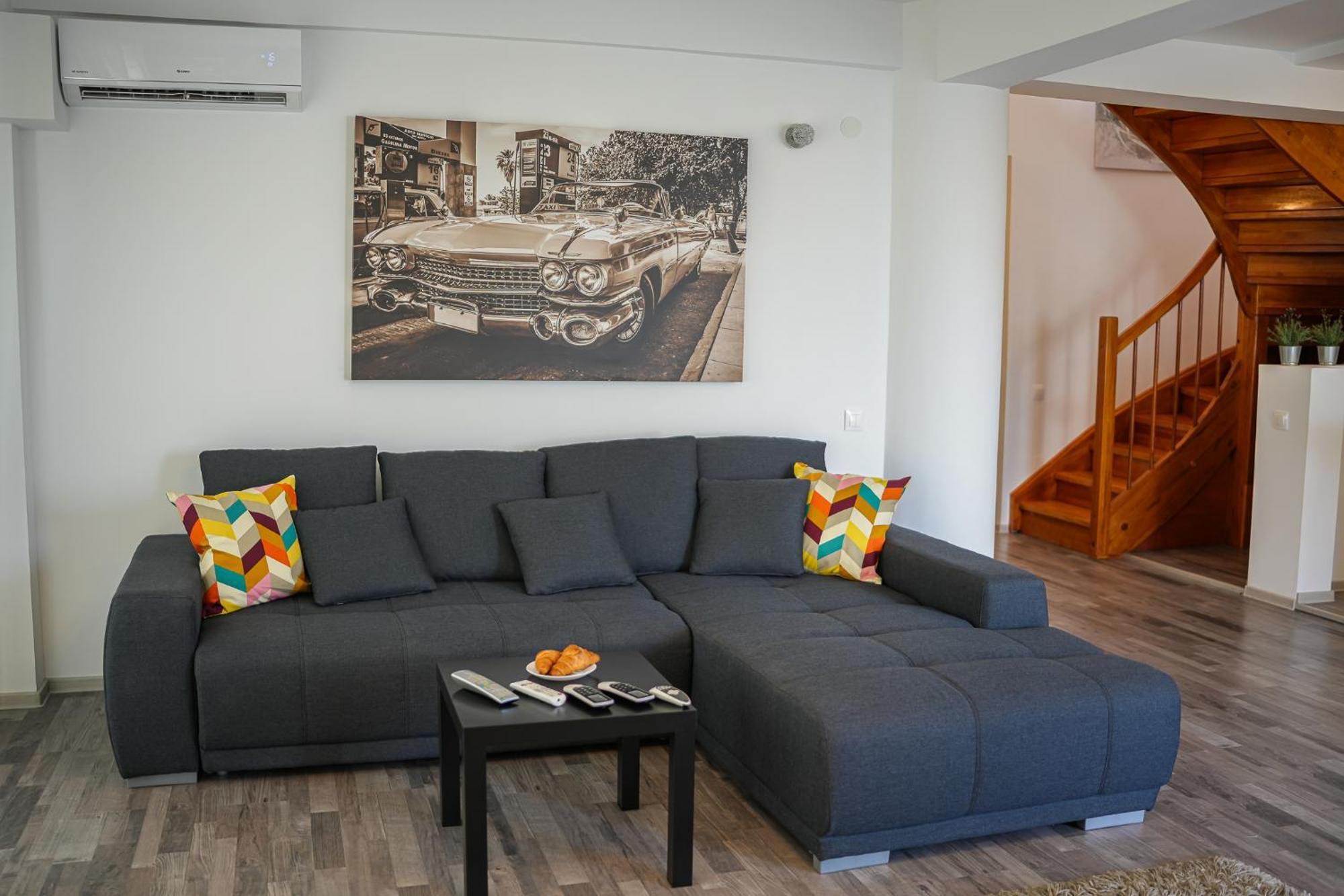 Penthouse With Huge Rooftop Terrace & View Appartement *