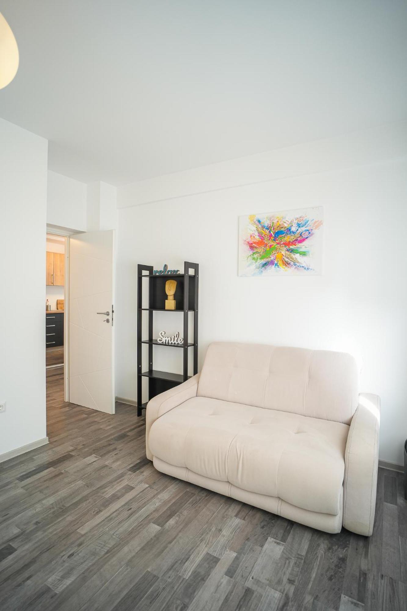 Penthouse With Huge Rooftop Terrace & View Appartement *